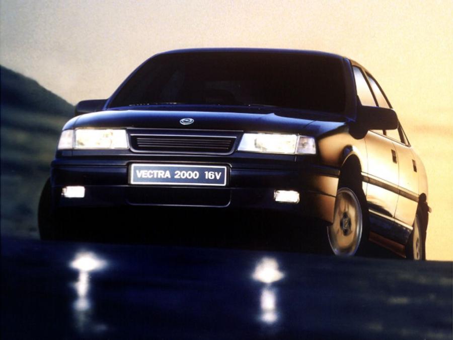  Opel Vectra 2000 (A) 1989 года  (фото 2 из 9)